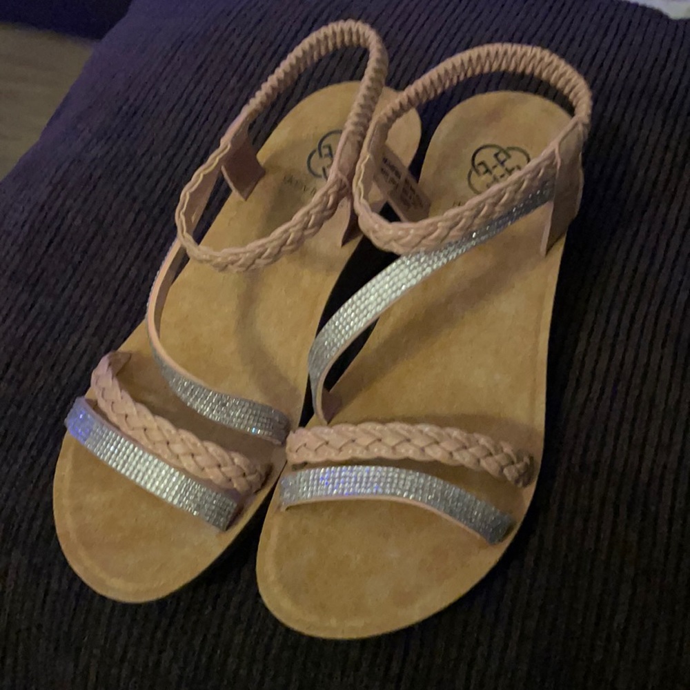 Strappy wedge sandals with baby rhinestones!